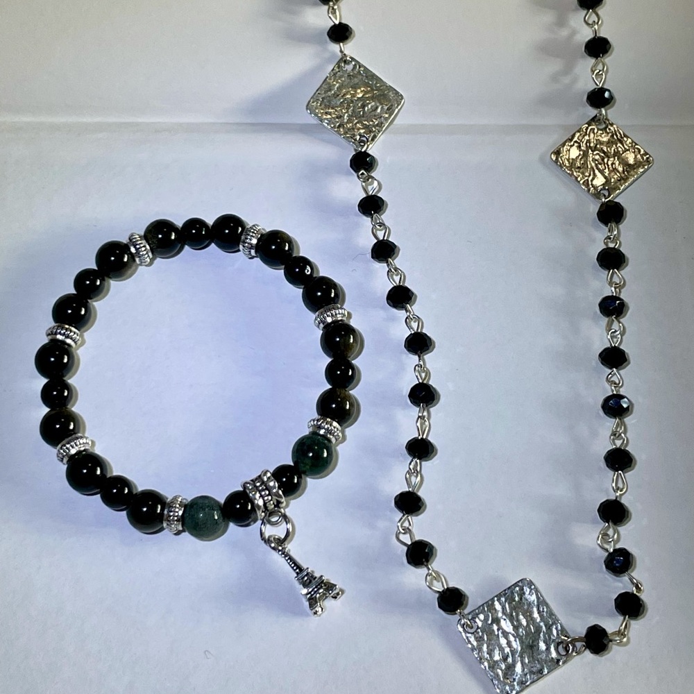 Meet Me In Paris Jewelry Set